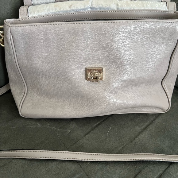 Kate Spade handbag and matching wallet - Picture 4 of 7